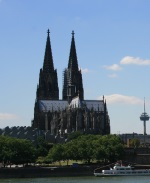 Observationen rund um den Kölner Dom durch Detektive