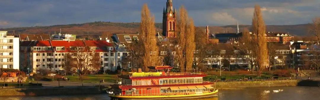 Privatdetektive ermitteln für Sie am Einsatzort Bonn Detektive oberservieren in der Umgebung der St. Josef Kirche in Bonn